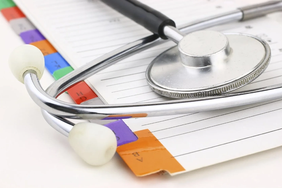 Contrat santé et prévoyance pour votre activité de professionnel de santé.